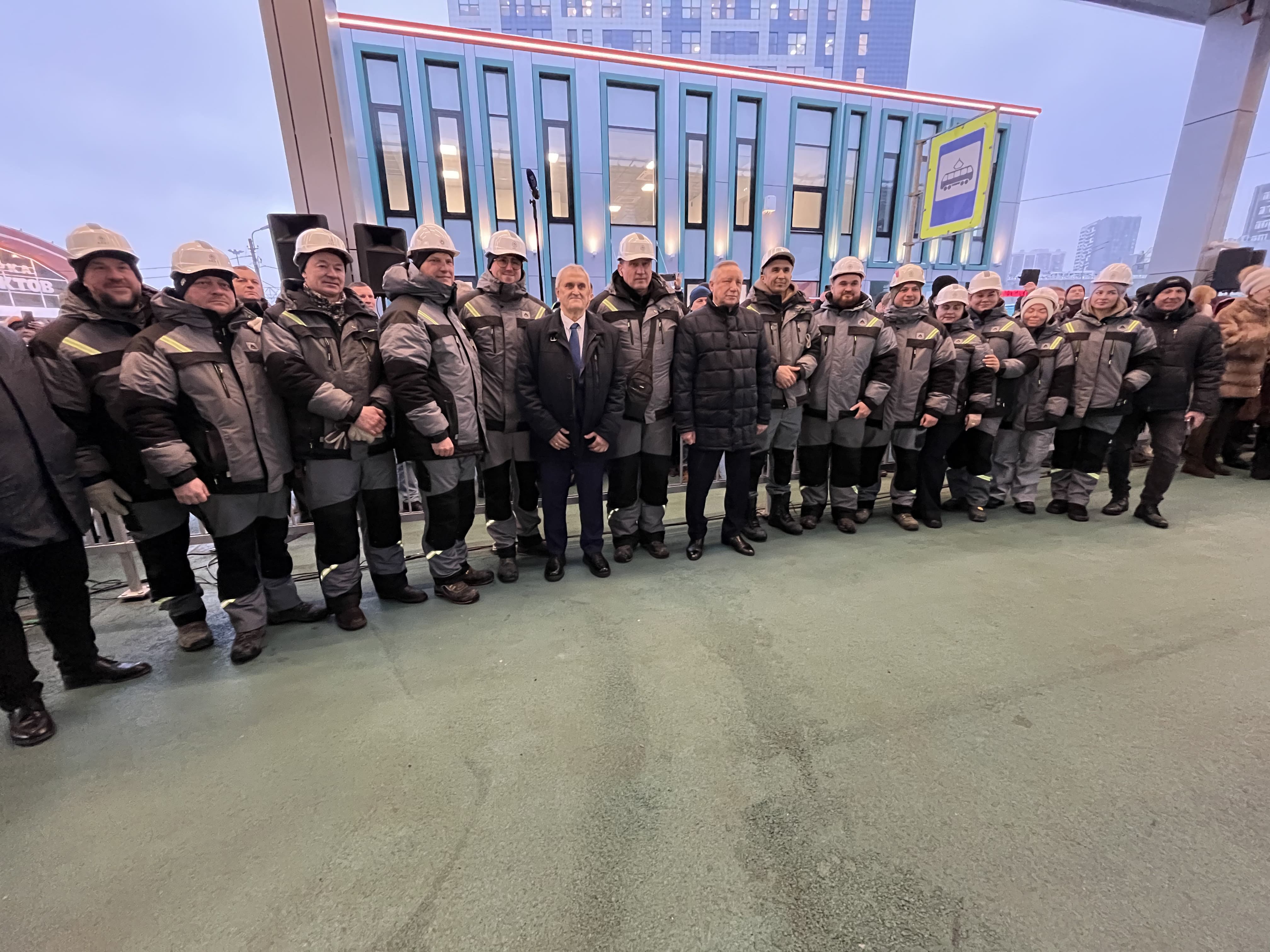 Губернатор Александр Беглов дал старт движению трамвайной линии «Славянка»